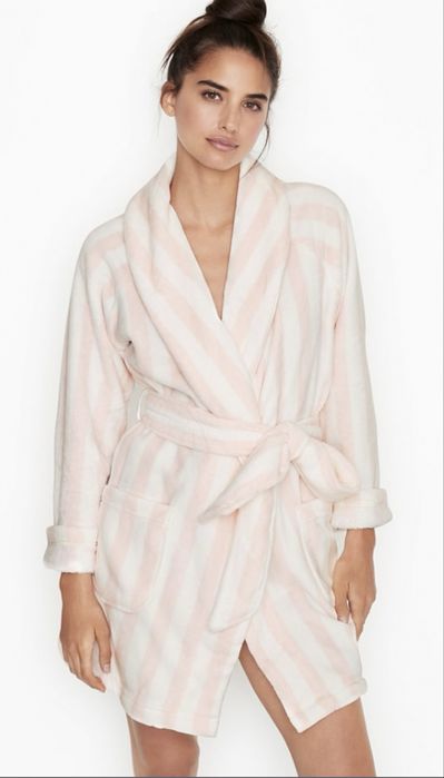 Теплий та зручний флісовий халат від Victoria's Secret