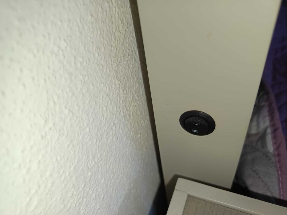 Cama e mesas de cabeceira