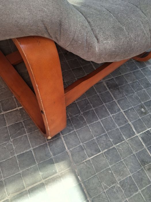 Cadeirão de encosto