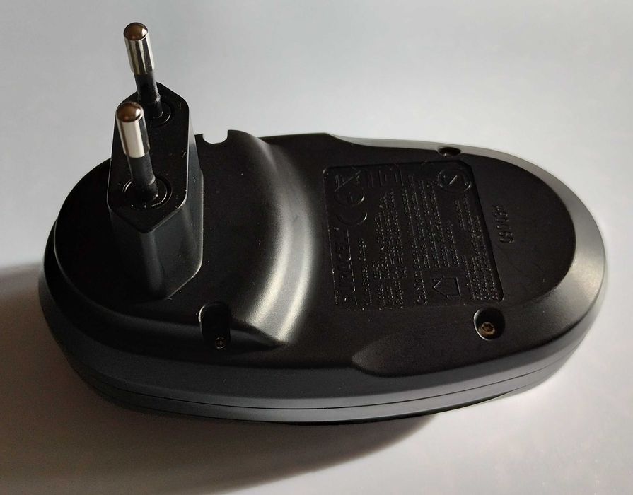 Ładowarka do akumulatorków Duracell CEF-20 + 2 Aku