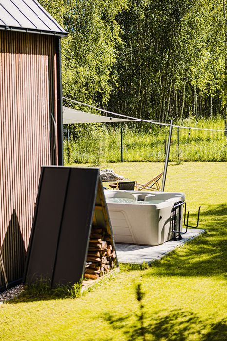 domek nad jeziorem, mazury, jacuzzi, Siemiany, Jeziorak