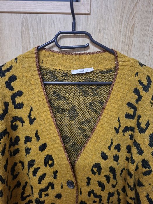 Nowy swetr  kardigan damski