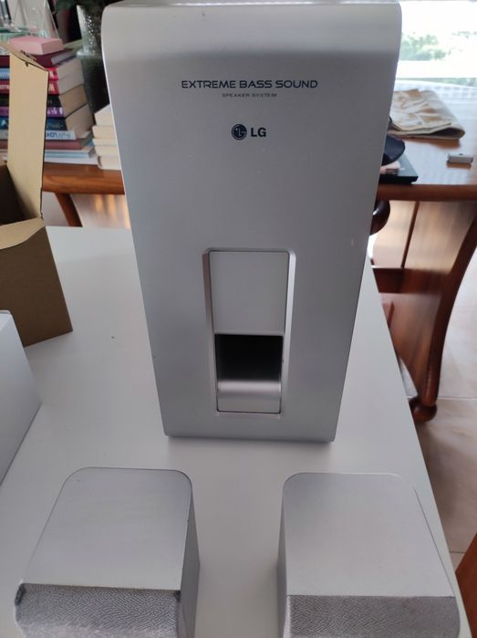 Subwoofer mais colunas