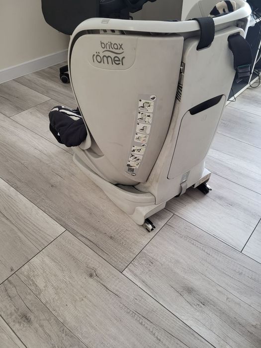 Автокресло britax romer trifix rm smart zebra