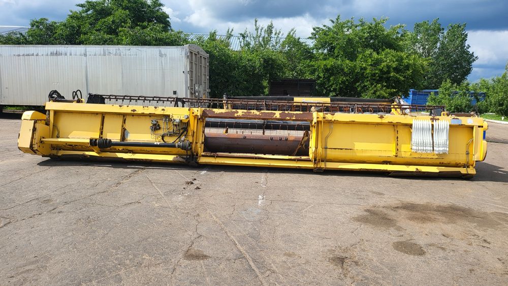Жниварка зернова 7.5 м. New Holland,  Case