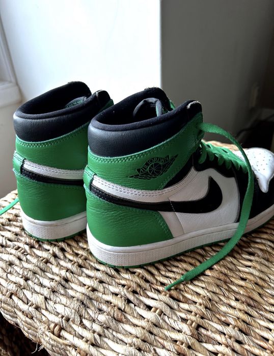 Nike Air Jordan 1 Retro High OG "Lucky Green" sneakers