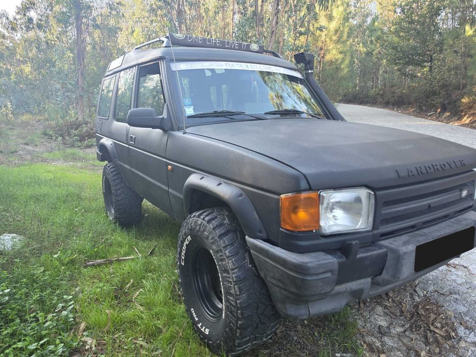 Land Rover Discovery com alguns extras