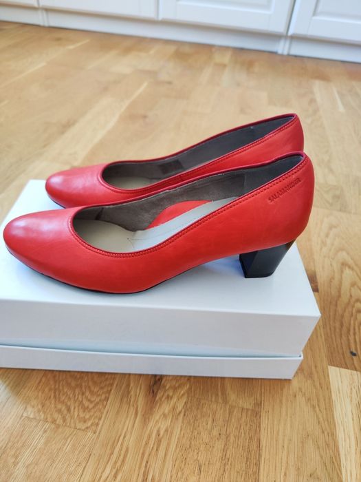 Pantofle marki Salamander