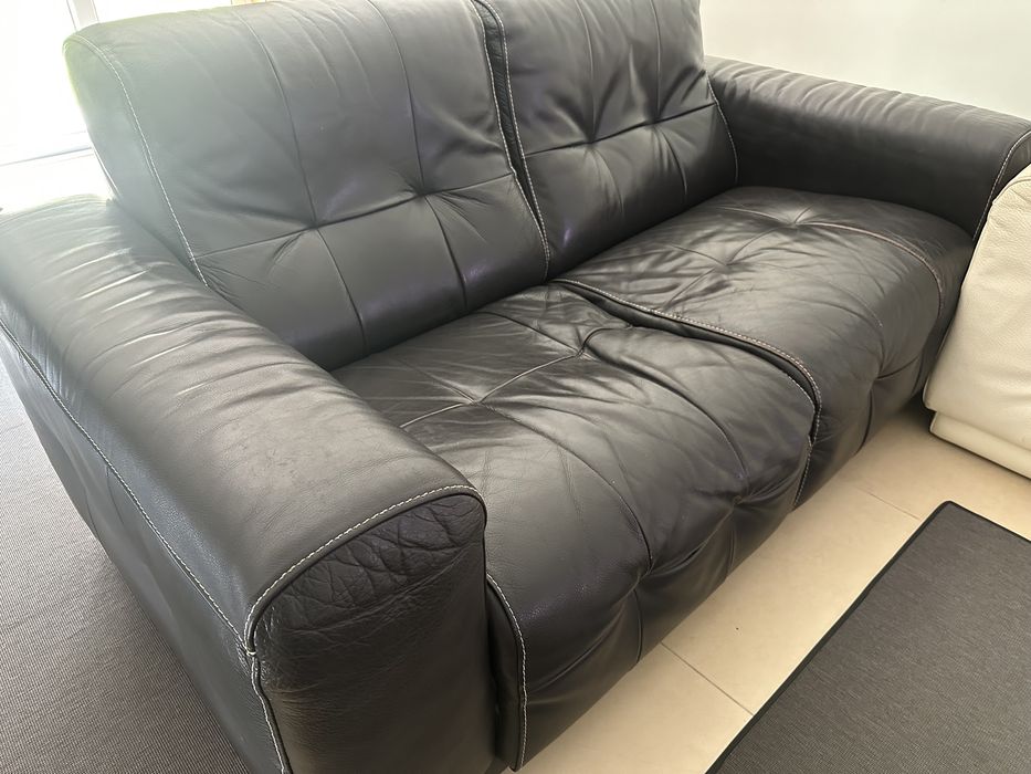 Conjunto de dois sofas em pele LasCasas