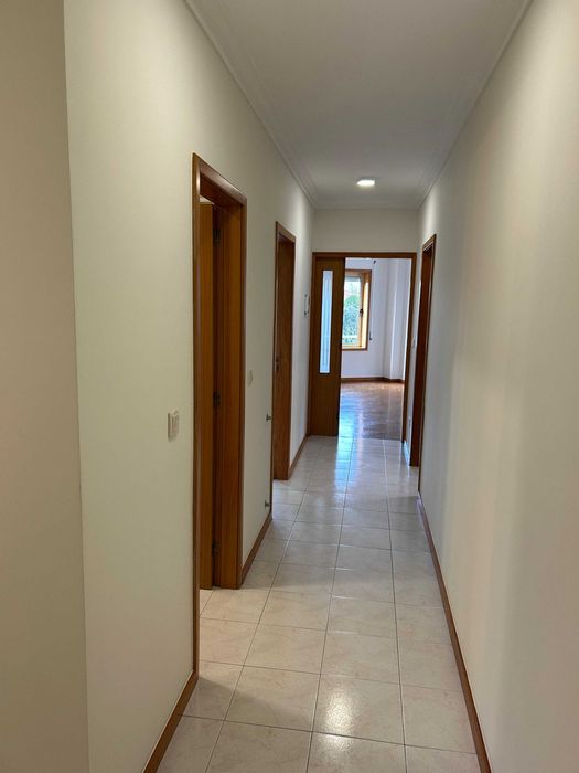 Apartamento T2 com Suite | 104 m² | Garagem | Grijó (Seixezelo)