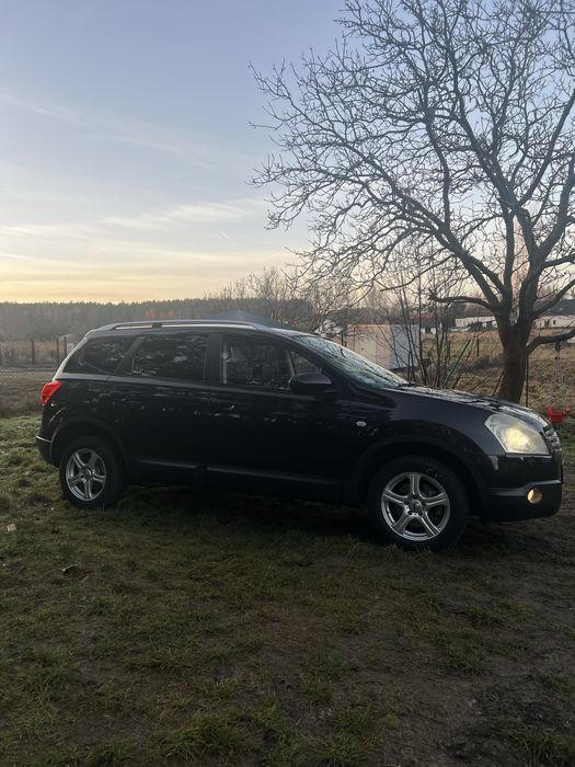 Nissan Qashqai 2.0 benzyna + Gaz - 7osobowy