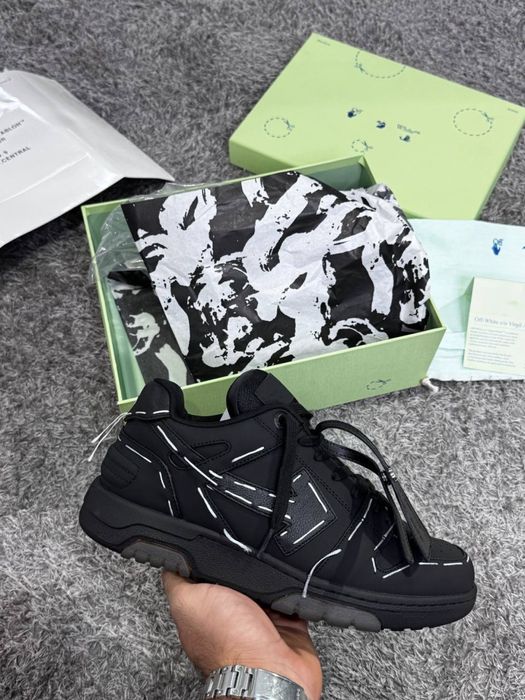 Off-White Кросовки