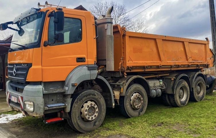 Transport i sprzedaż kruszyw, roboty ziemne, koparka, wywrotka