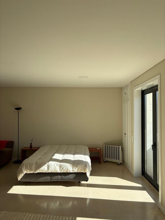 Arrendamento apartamento T0 avenida miguel torga 27