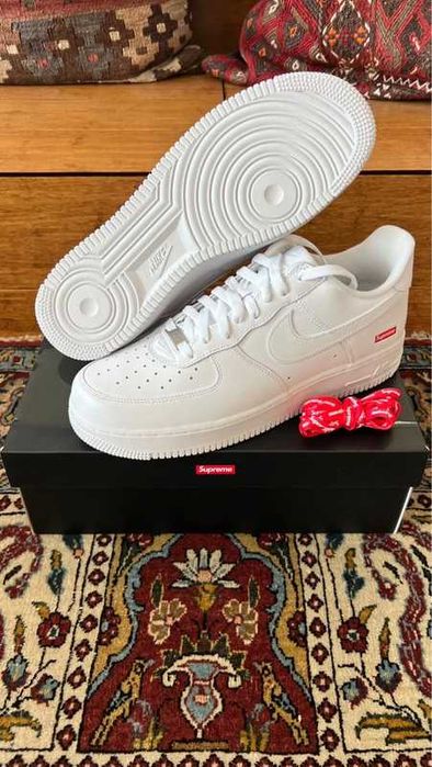 Buty sportowe Nike_Air_Force_1_Low_Supreme_White R 43