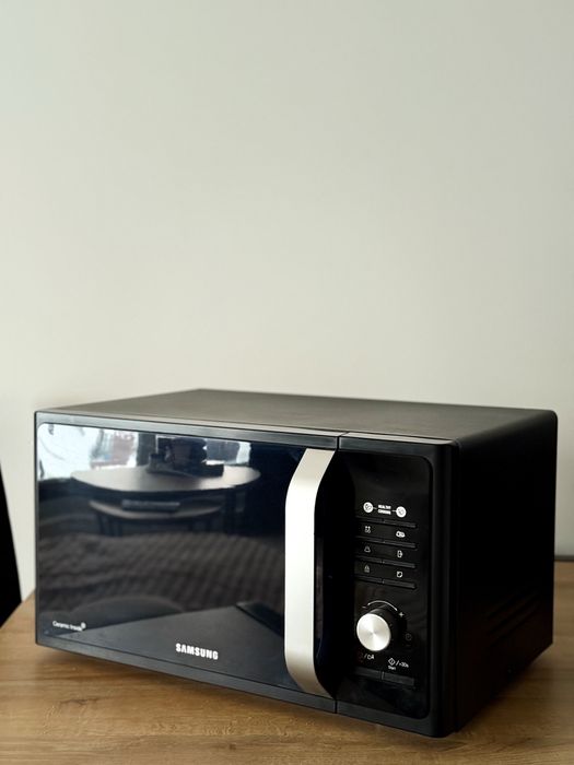 Kuchenka mikrofalowa Samsung