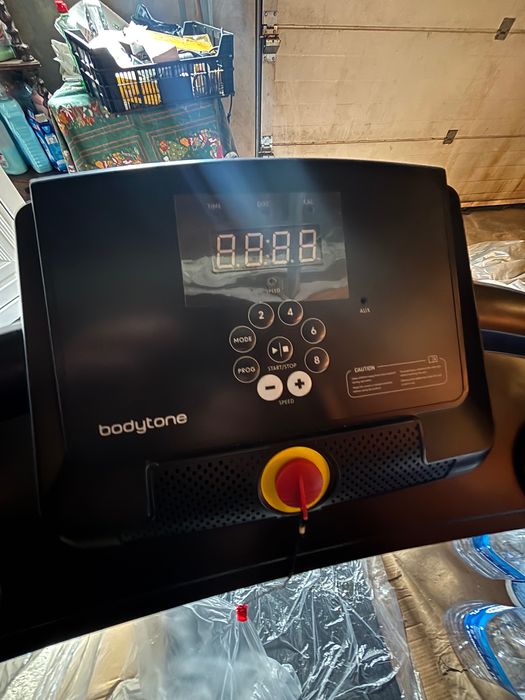 Electric treadmill474317495793756160
