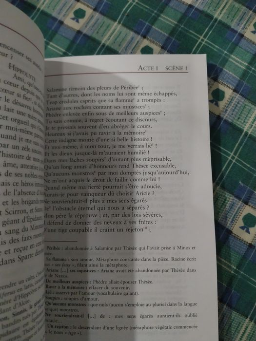 Phëdre  ( francês). Portes incluídos.