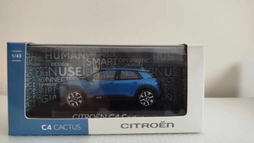 Miniatura Citroen C4 Cactus 1/43 Nova