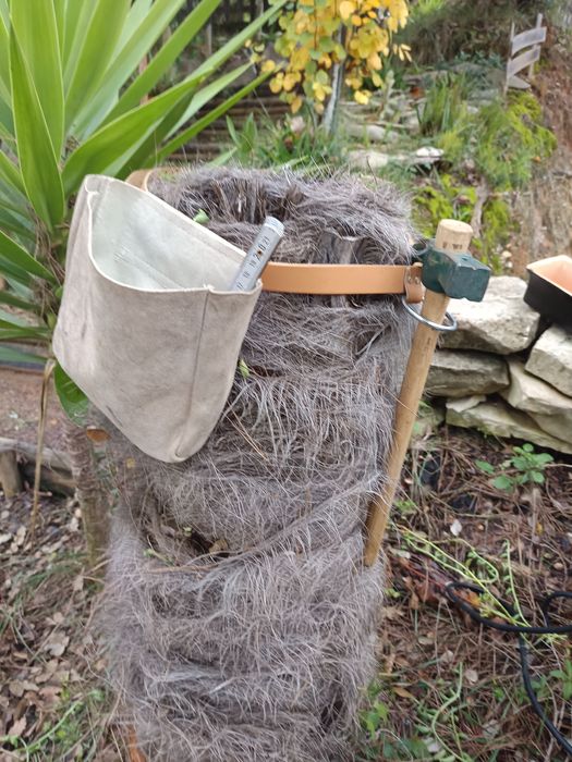 Martelo ,cinto ,porta pregos e metro alumínio