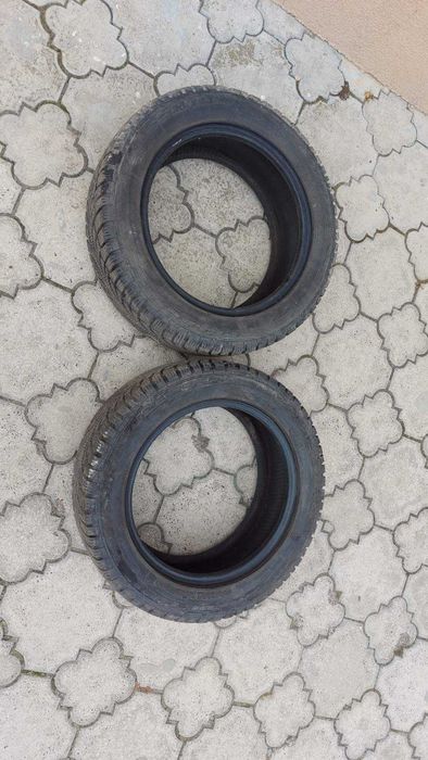 Резина 205/75 R16 . Пара, зима .Протектор 7-8мм