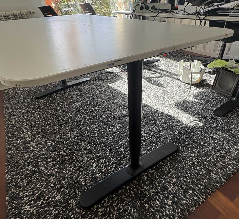 Secretária branca BEKANT - Ikea - 160x80 cm - Regulável