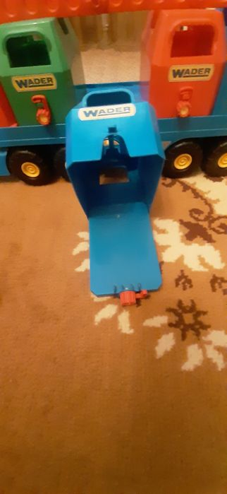 Машина великий дитячий сміттєвоз