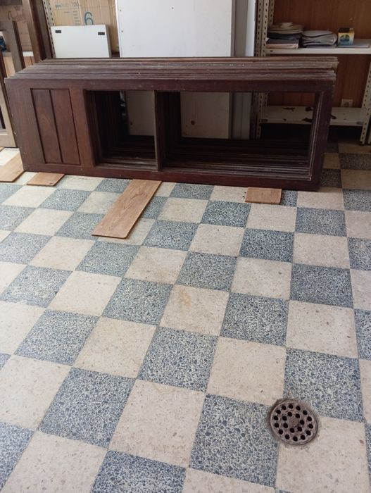 Vendo Portas de interior em Sucupira