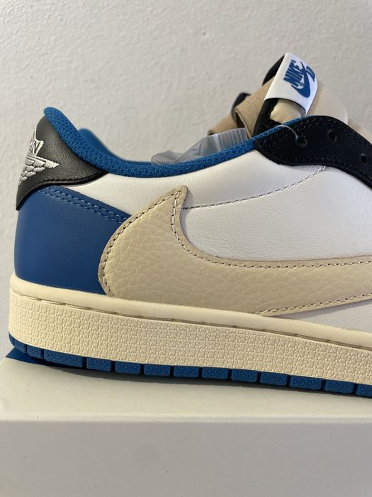 Air Jordan 1 Fragment x Travis Scott
