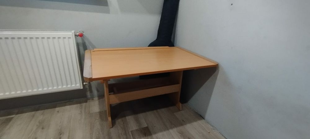Продам стіл-парту
