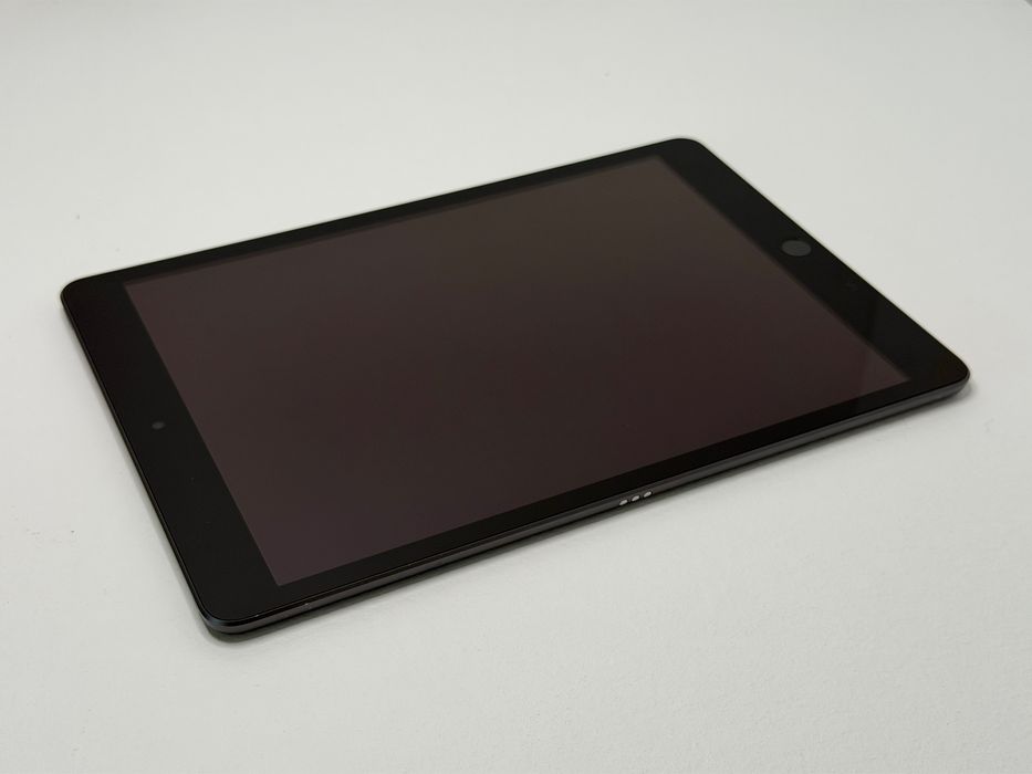 iPad 9. gen. (A2602) - 64GB - faktura VAT 23%