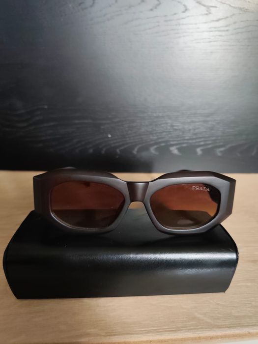 Prada okulary przeciwsłoneczne damskie