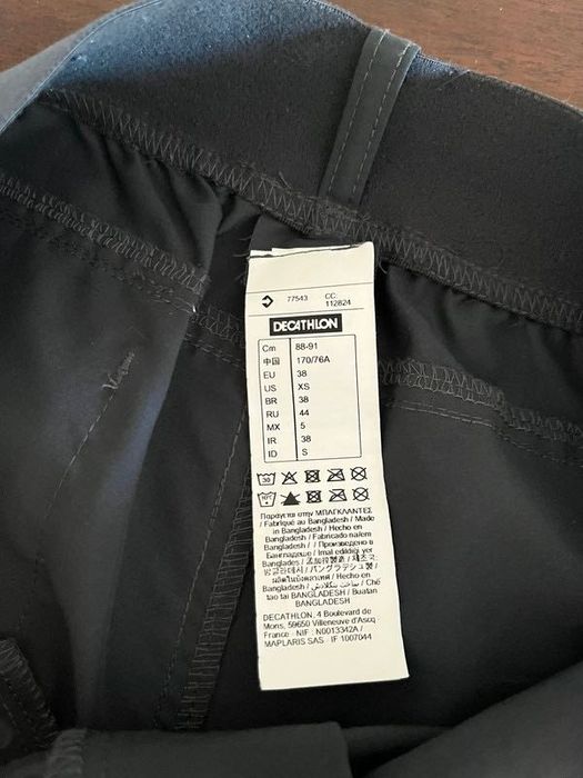 Calções de Caminhada Quechua Tamanho 38  Novos