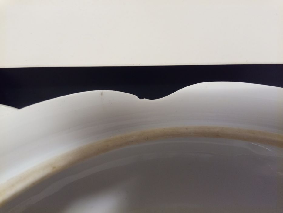 Porcelanowa waza Wawel, bez pokrywy.