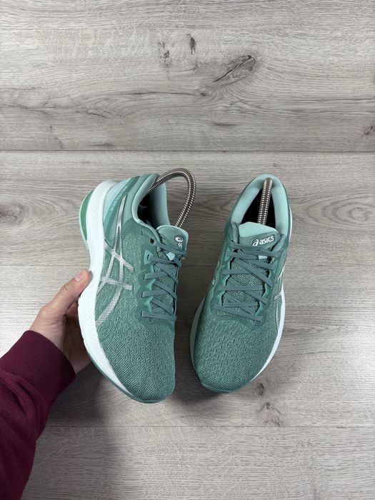 Asics Gel Pulse жіночі кросівки 37 розмір