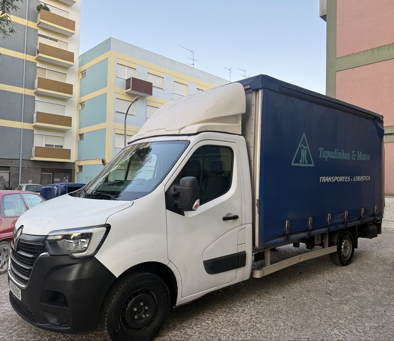 Renault Master 2.3 ano 2022 com plataforma elevatoria