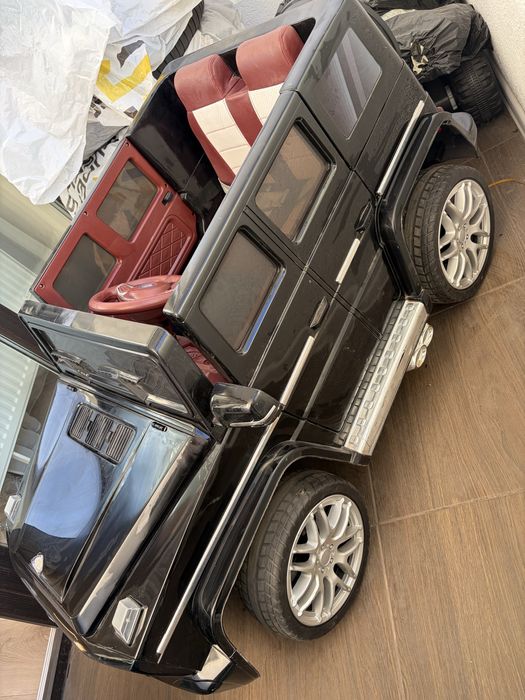 Дитячий електромобіль Mercedes