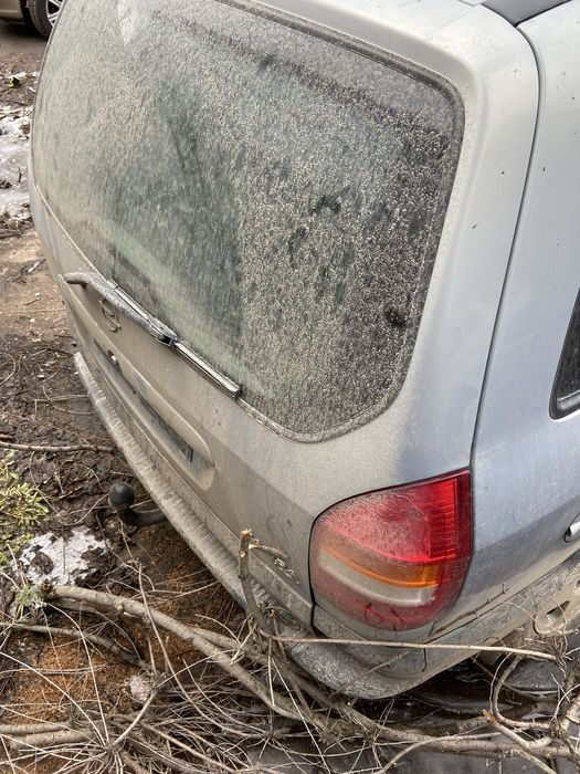 Опель Зафира Opel Zafira  двери ляда 2001 год