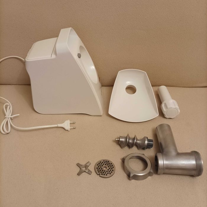 Elektryczna maszynka do mielenia mięsa Bosch MFW 3502 W/05.