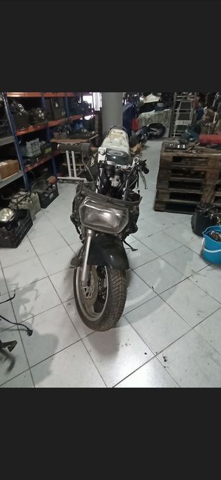 Peças Suzuki GSX750F