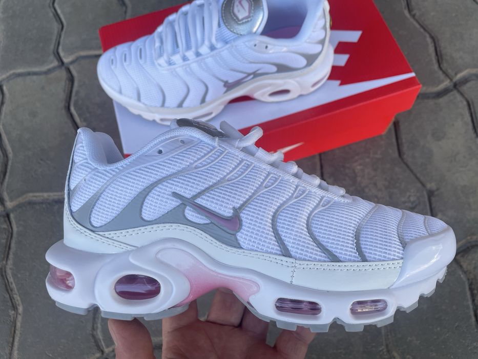 Жіночі кросівки Nikr Air Max Plus Tn white pink grey 37,5-41