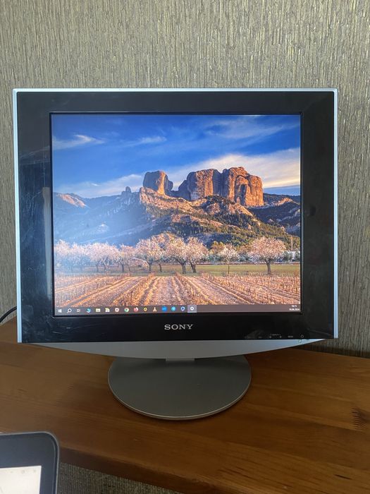 Монітор Sony SDM-HS74 17”