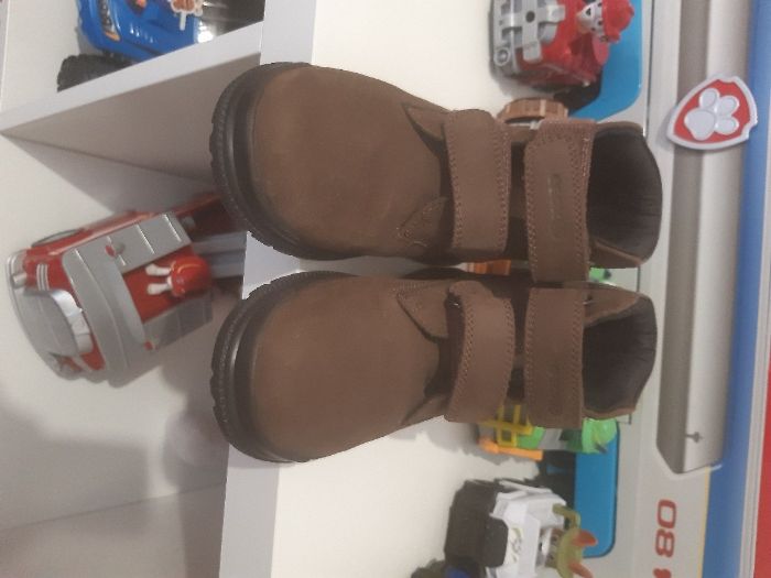 Bota Castanha Geox 29