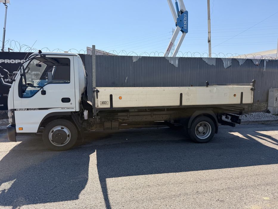 ISUZU NPR 3.0 140cv Tri-Basculante Excelente apenas 126.000km ###OPORTUNIDADE###