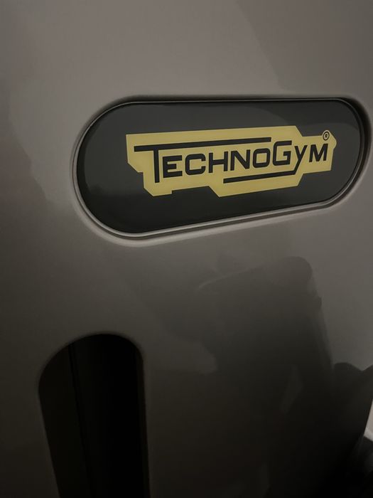 Technogym Element Lower Back Machine511179484457881602