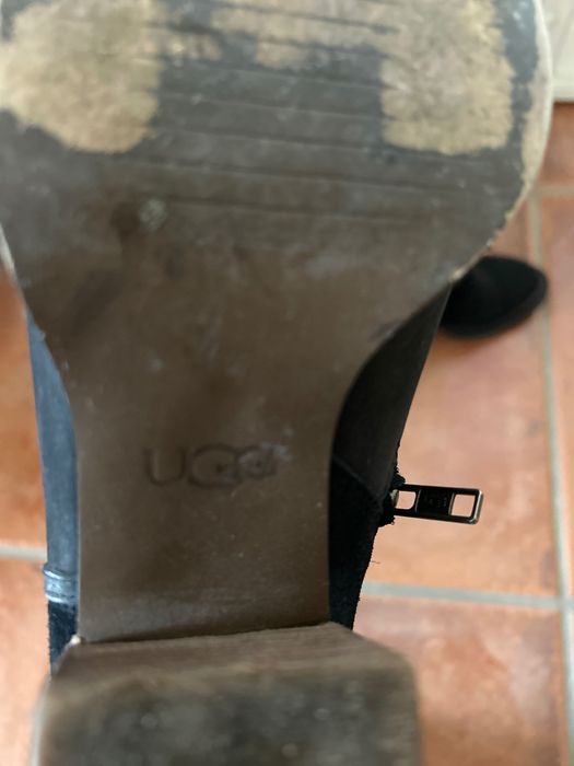Botas Ugg de senhora com salto