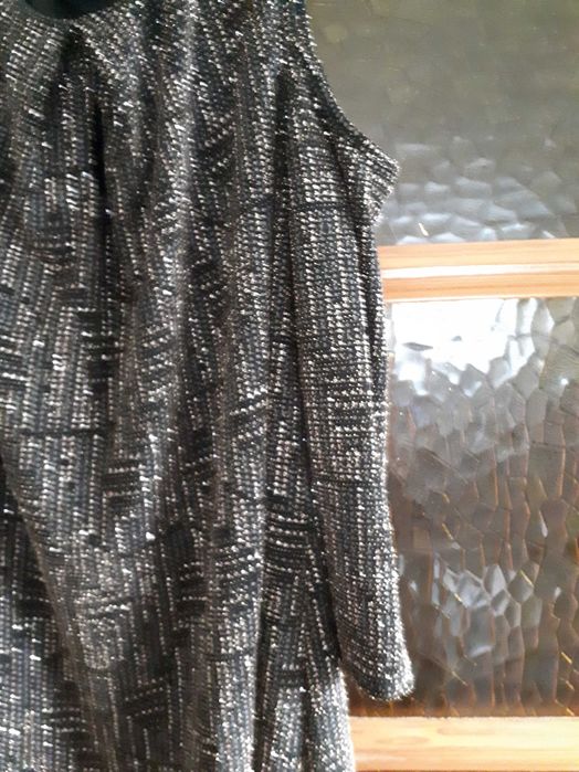 sukienka na  okazje rozm 42