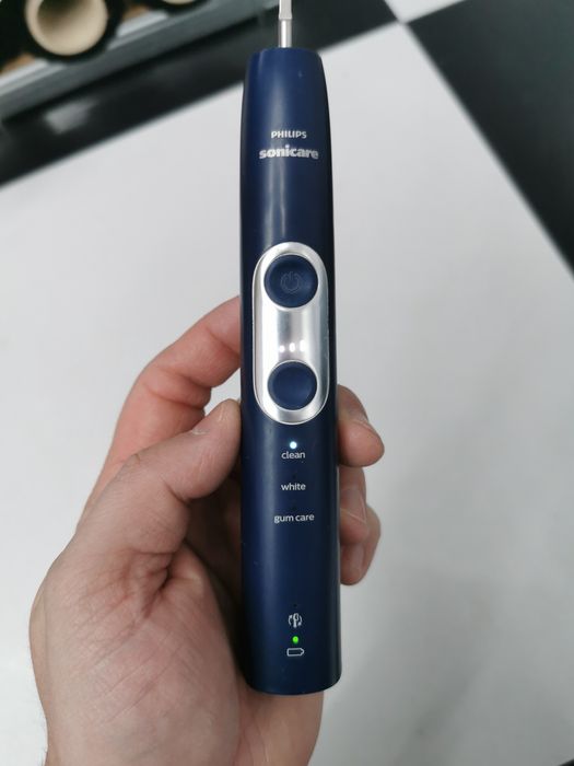 Szczoteczka soniczna Phillips Sonicare ProtectiveClean  HX685T