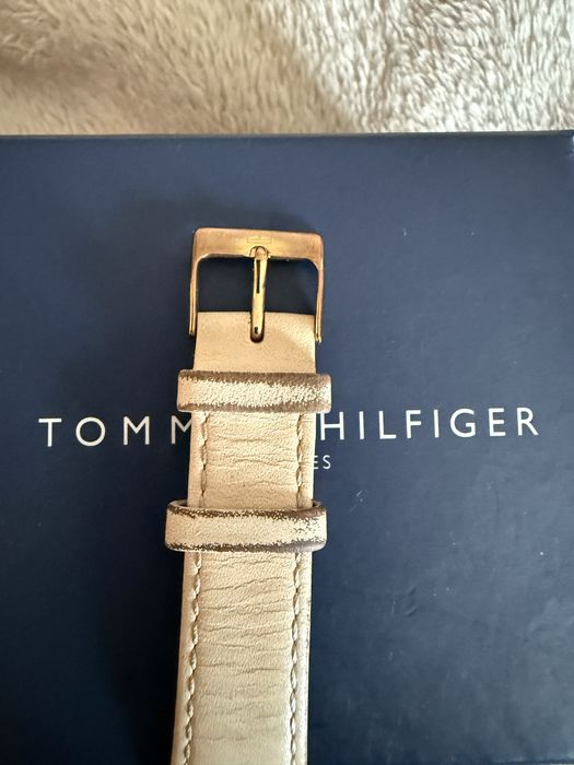 Relogio Tommy Hilfiger em Pele