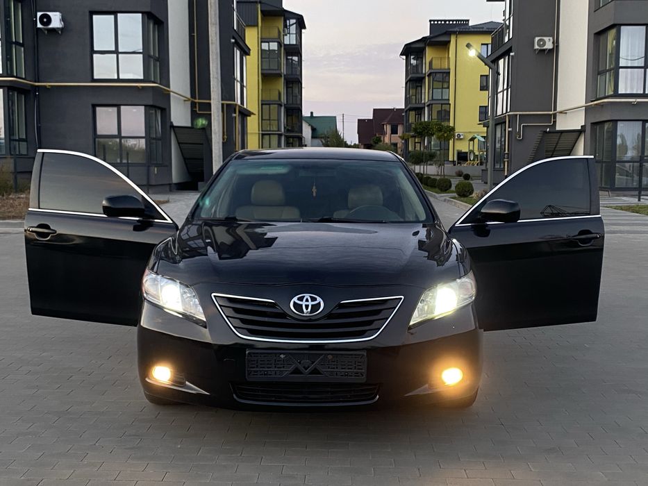 Toyota Camry 40